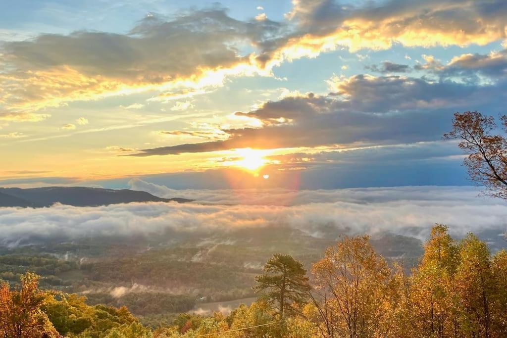 Fancy Gap Blue Ridge Parkway Panoramic Paradise-60 Mile View מראה חיצוני תמונה