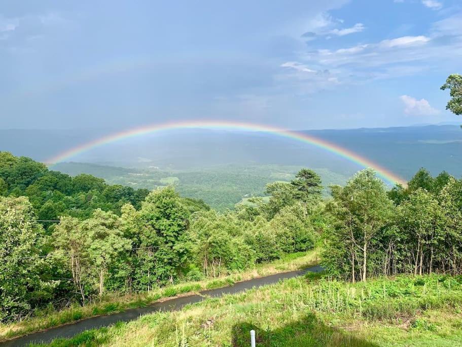 Fancy Gap Blue Ridge Parkway Panoramic Paradise-60 Mile View מראה חיצוני תמונה